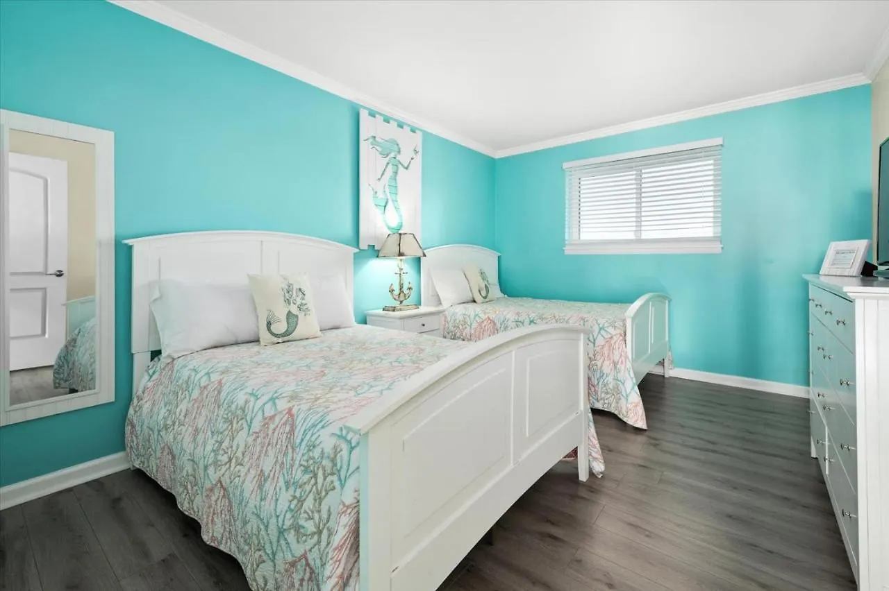 Holiday home Oceanfront 2 Bedroom Modern Beach Condo W Pool Ocean City